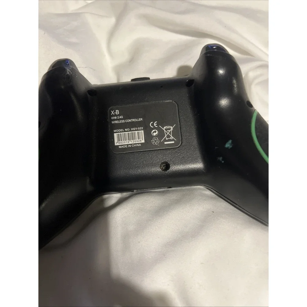Genuine Microsoft Xbox One Wireless Controller Model Hsy-022 Black (Untested) - Picture 3 of 5